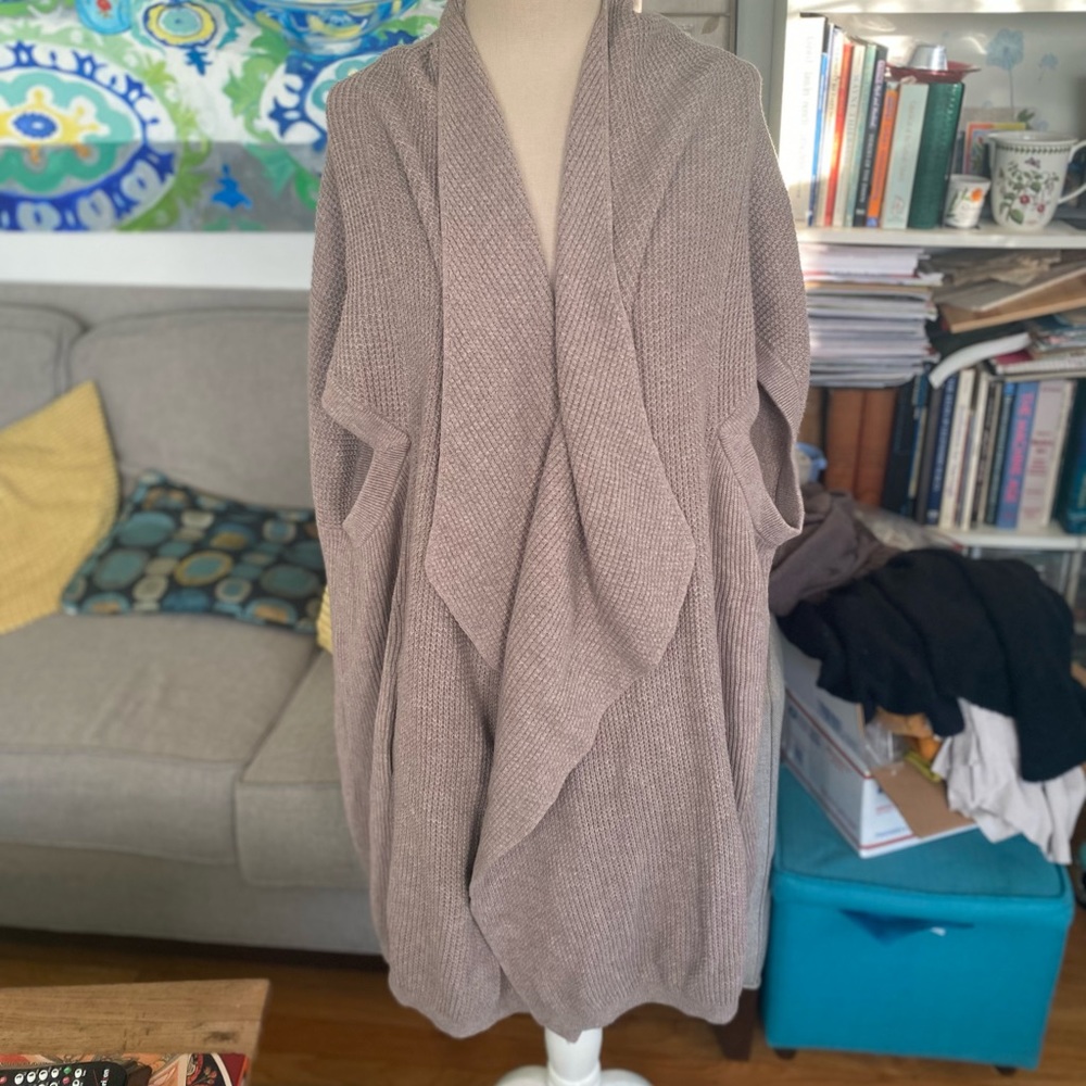 Lands End Sleeveless Cardigan Cotton Waffle Knit XL Beige Pockets Cozy VGUC